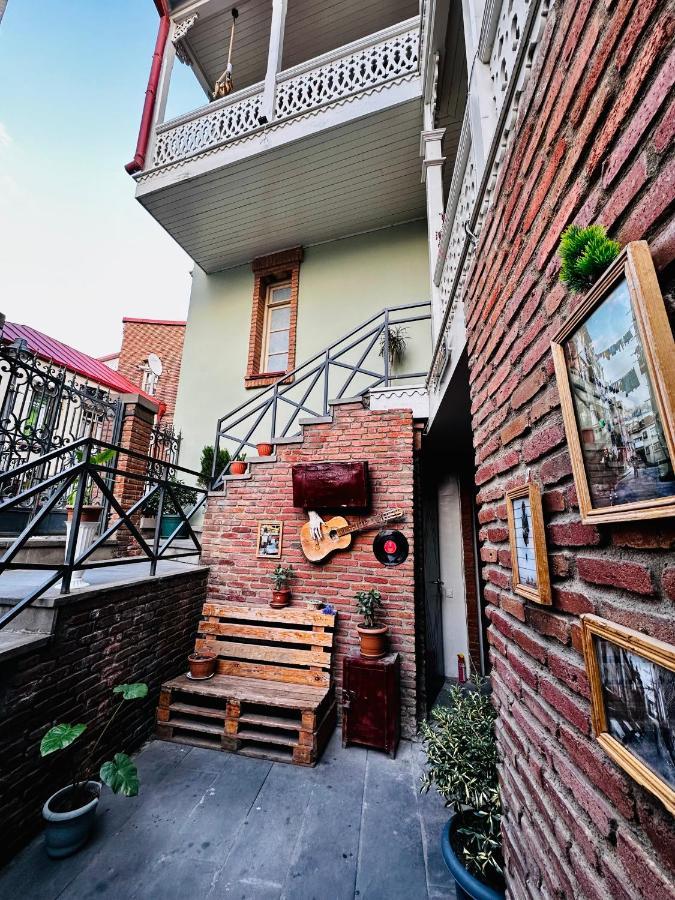 Lucas Tbilisi Exterior photo