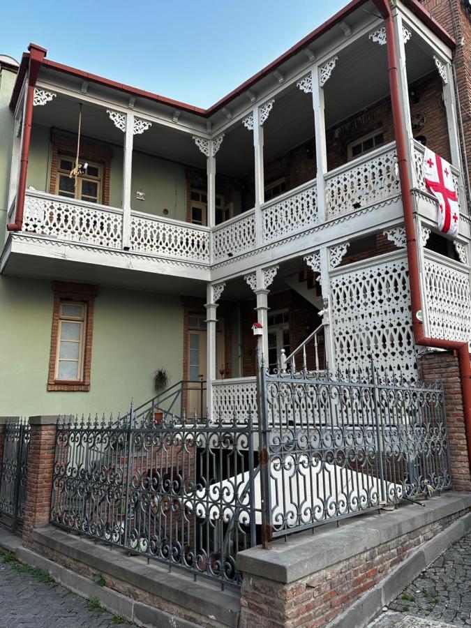 Lucas Tbilisi Exterior photo